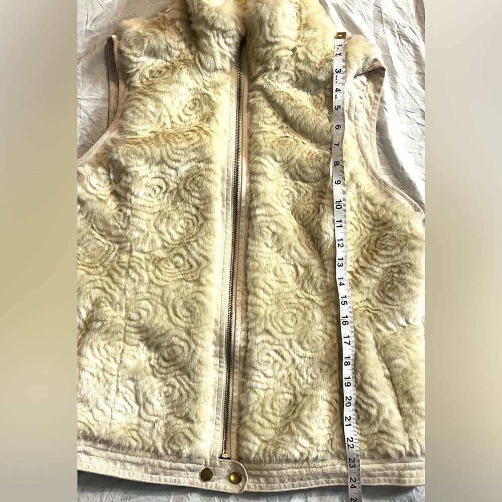 Roz & Ali Faux Fur Rose Women's Cream Vest w Pockets Size Large - Picture 6 of 16